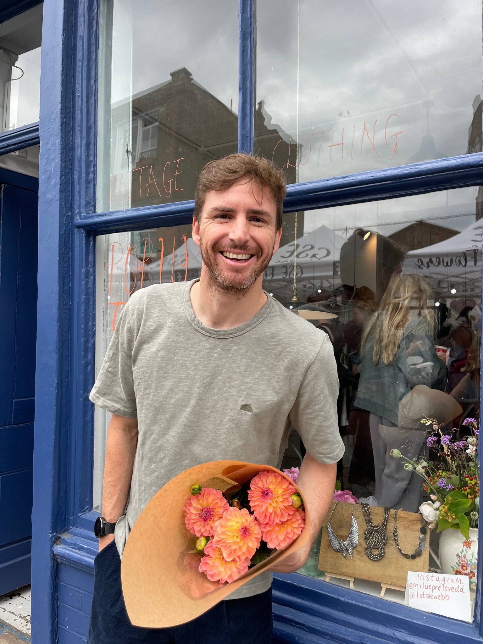 A Sunday at Columbia Road Flower Market