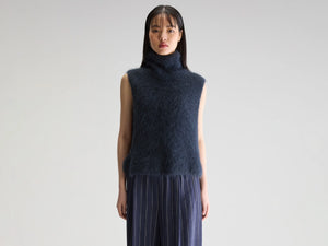 Bellerose Daren Knitted Vest in Navy