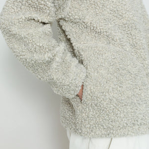 Folk Fleece Overhead Griege Curly Wool