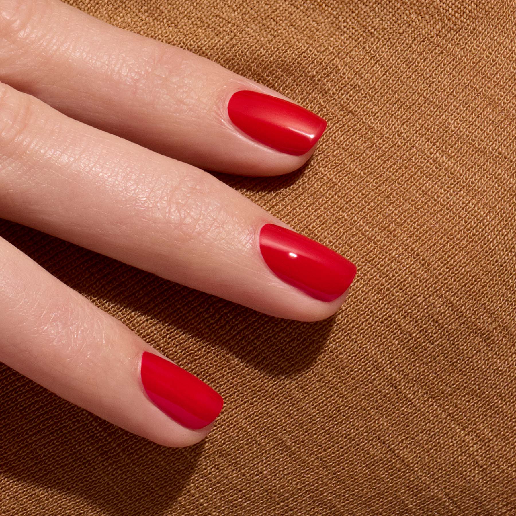 Manucurist Green Natural Nail Polish-Poppy Red