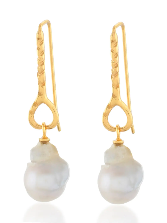 Shyla Helena Pearl Earings