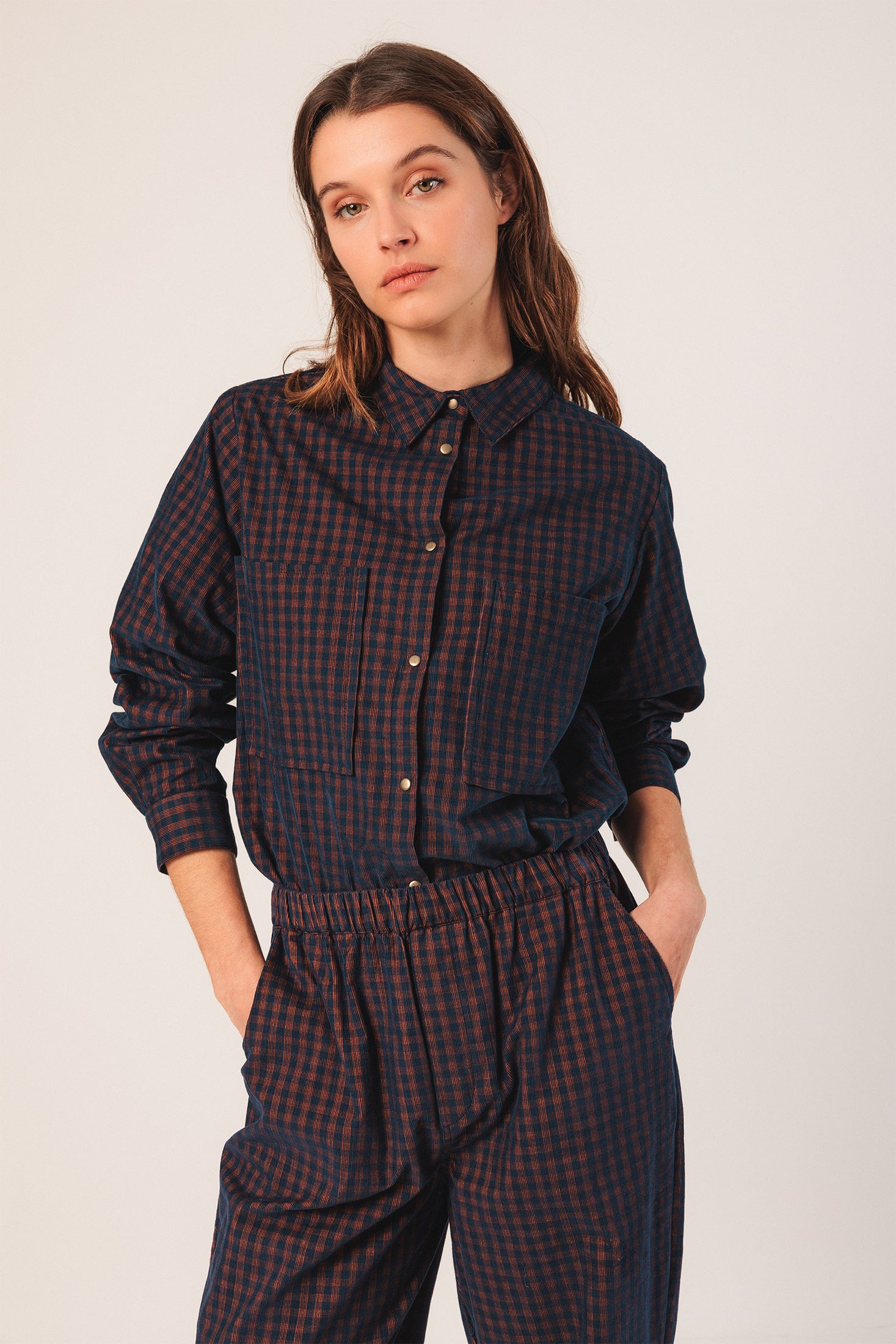 Indi & Cold Checked Navy Trousers