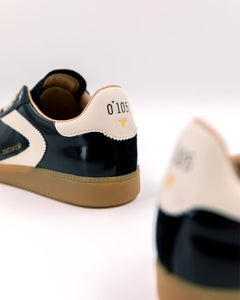 0-105 Nova Black Wrinkle Low Top Black Patent