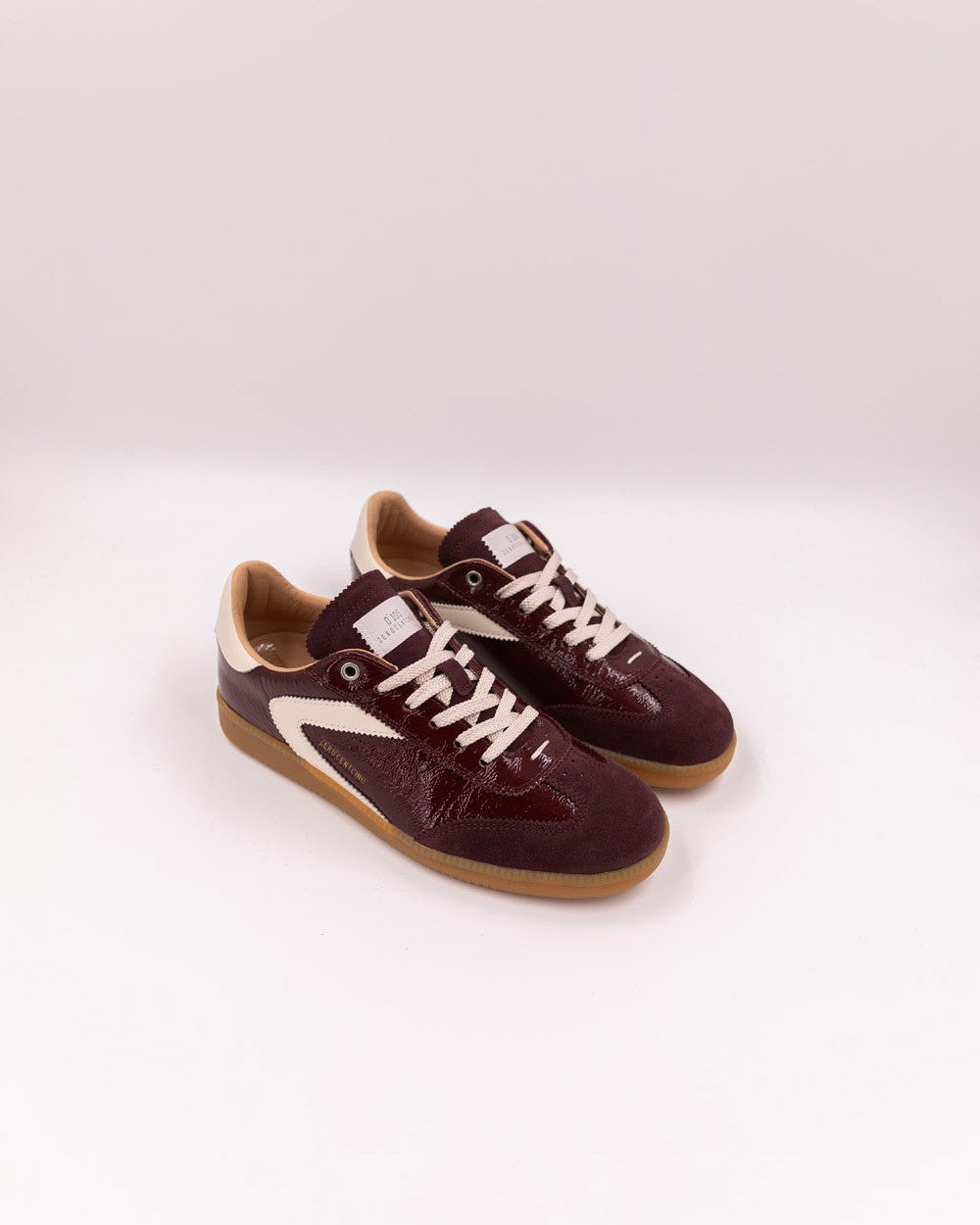 0-105 Nova Royale Polish Low Top Burgundy